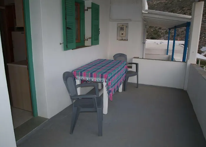 Kokagia House Semesterbostad Cherronisos (Sifnos)